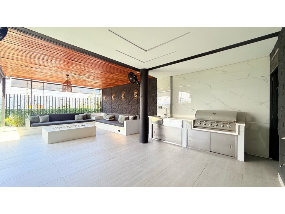 Casa en venta, Envigado, muy cerca al colegio Montesori — foto 3