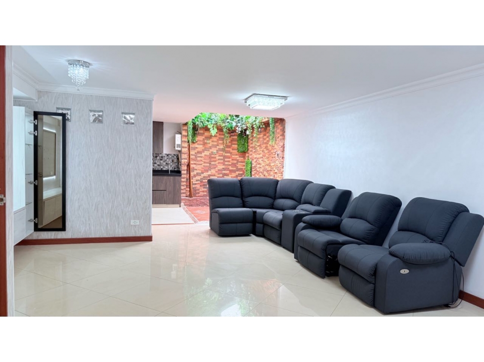 Casa en Venta. Envigado sector Trianon
