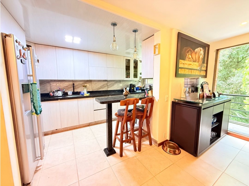 Casa en Venta, Envigado Sector Cumbres — foto 3