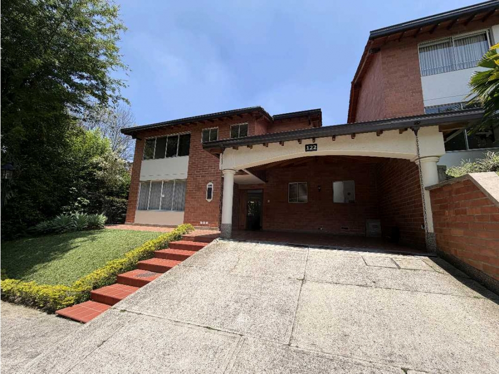 Casa en Venta Envigado Sector Benedictinos