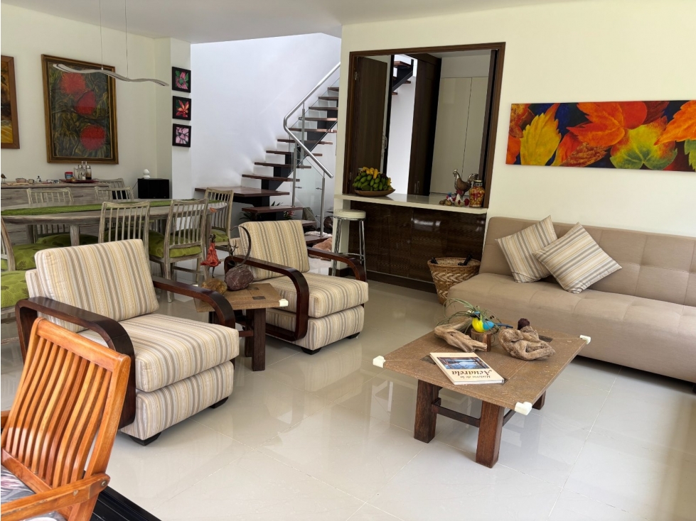 Casa en Venta Envigado sector La Calleja — foto 4
