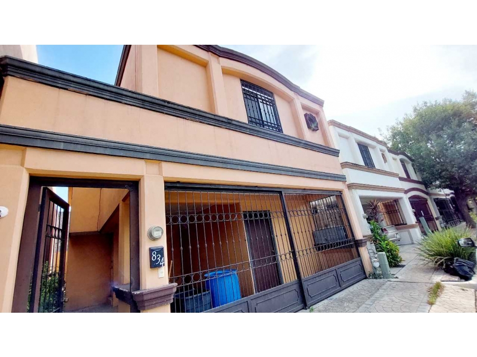 Casa en venta amueblada en Cerradas de Anahuac, Escobedo N.L.