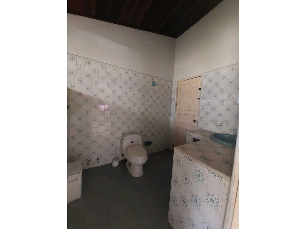 CASA EN VENTA ESQUINERA FRENTE AL PARQUE EN LA CASTELLANA MONTERIA — foto 2