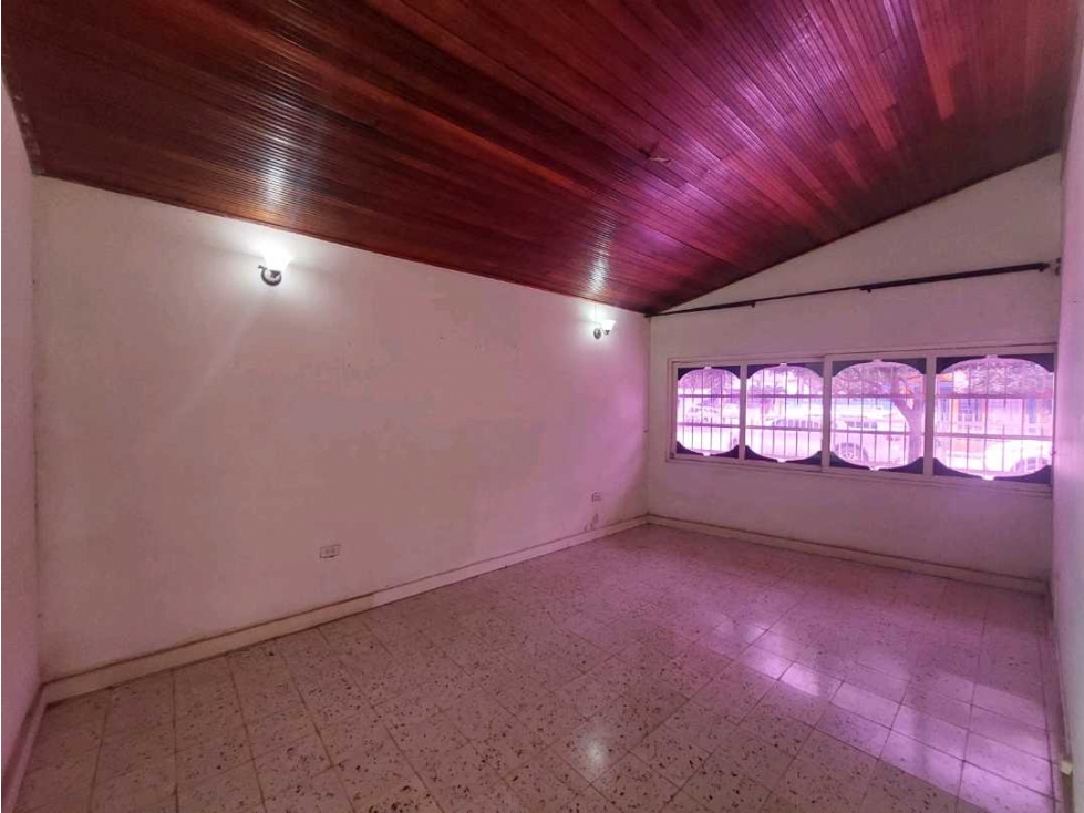 CASA EN VENTA ESQUINERA FRENTE AL PARQUE EN LA CASTELLANA MONTERIA — foto 3