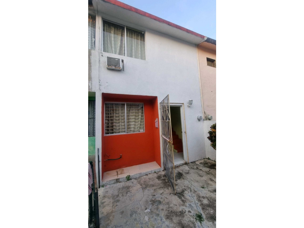 Casa en Venta Fracc. Los Claustros. Km.15.5