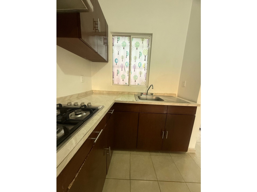 CASA EN VENTA FRACC. REAL NAVARRA - 6