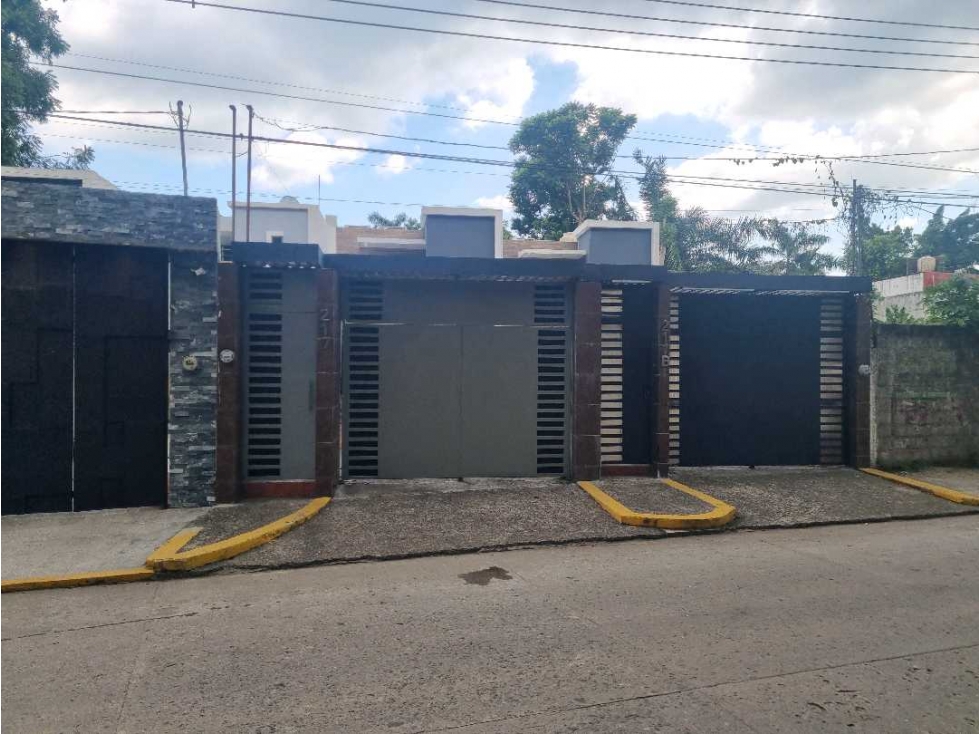 Casa en Venta, Fraccionamiento Los Reyes - 2