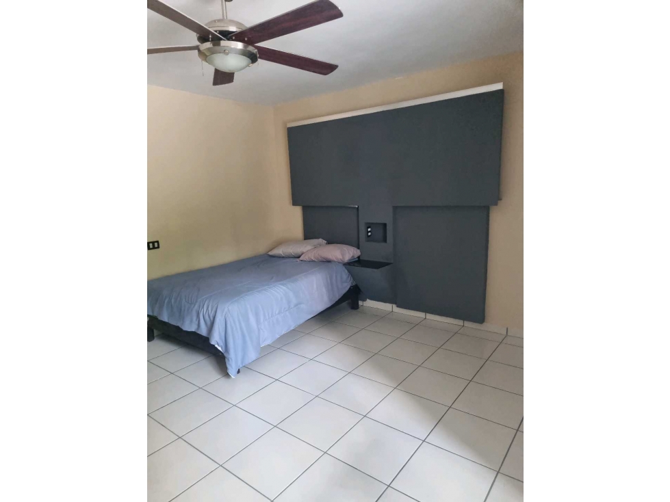 Casa en Venta, Fraccionamiento Los Reyes - 5