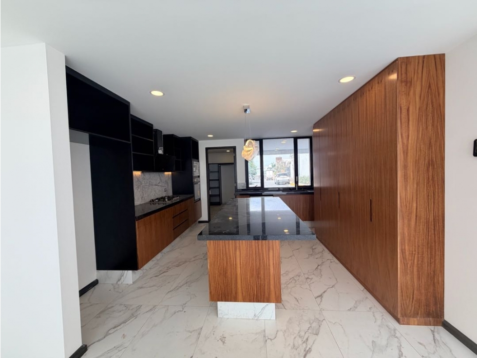 Casa en venta frente al nuevo Chedraui en Lomas de Angelopolis! — foto 3