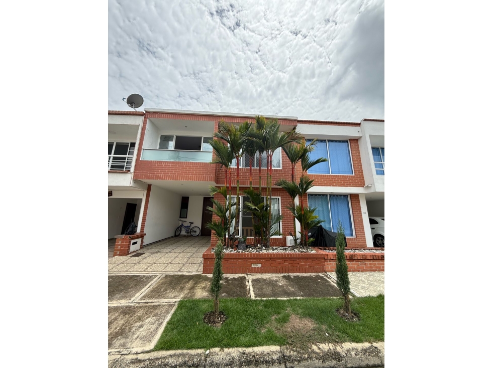 CASA EN VENTA FULL ACABADOS EN JAMUNDI EN COUNTRY PLAZA