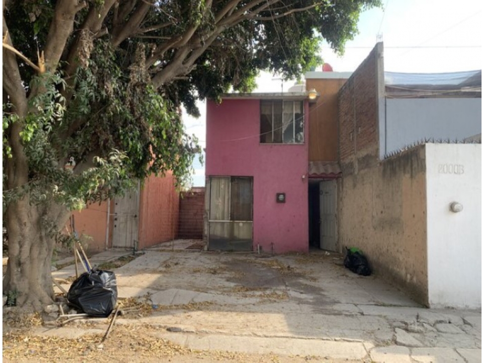 Casa en Venta - Galaxia Bonito Jalisco, El Salto | Posesión Inmediata