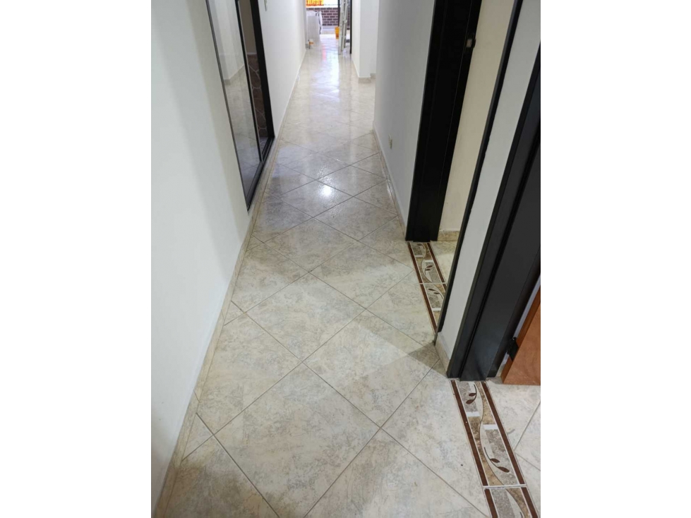 CASA EN VENTA ITAGUI SANTA MARIA 2 PISO EN EDIFICIO PH — foto 2