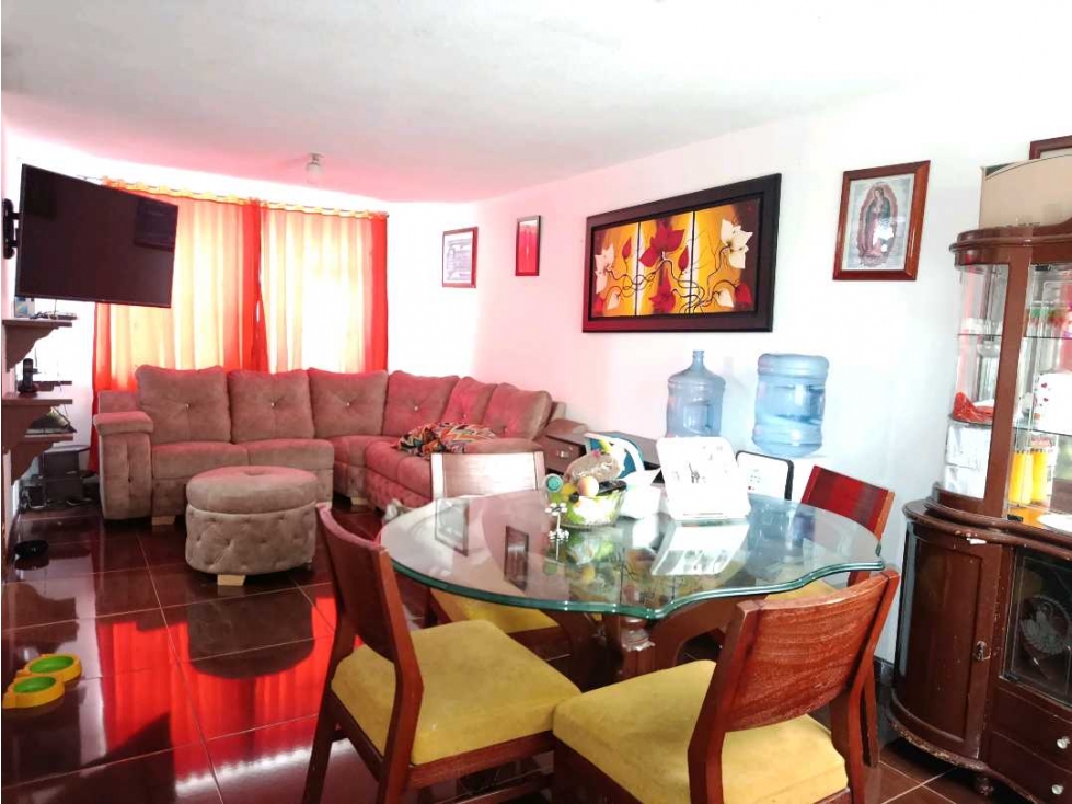 Casa en venta Kennedy Catalina Rentable