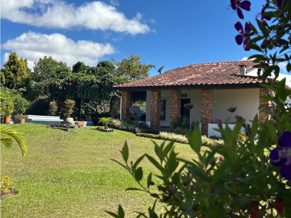 Finca Campestre para la venta en el Peñol sector el Marial — foto 2