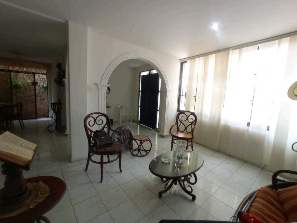 CASA EN VENTA LA CASTELLANA EN MONTERIA CERCA AL COLEGIO VALLE GRAND — foto 2