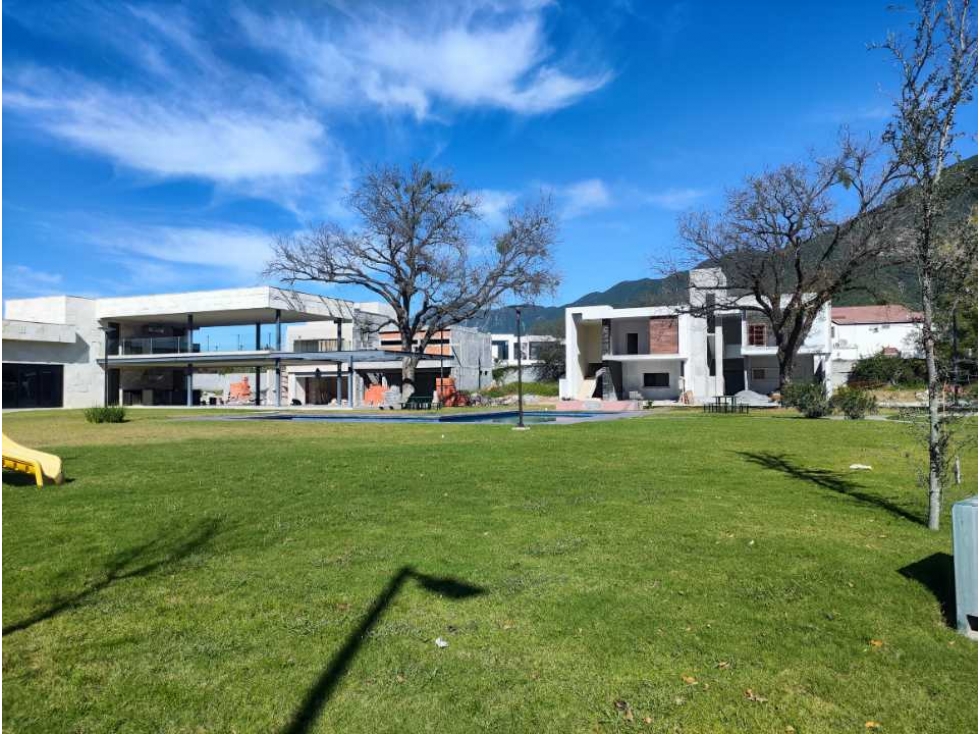Casa en Venta Las Esmeraldas Residencial Carretera Nacional — foto 2