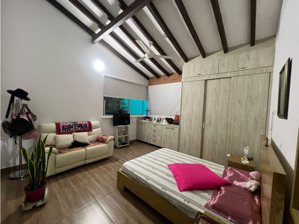 Casa en Venta loma de las brujas — foto 2