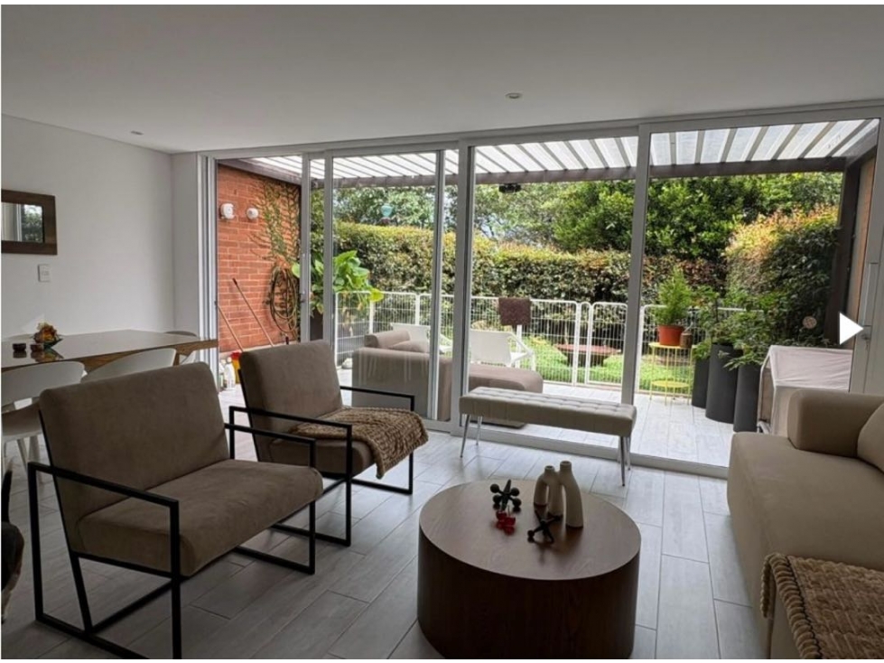 Casa en venta, loma del chocho, envigado