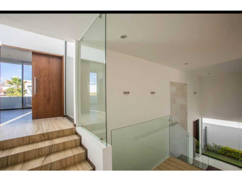 CASA EN VENTA LOMAS DE ANGELOPÓLIS CLUSTER 777 - 4