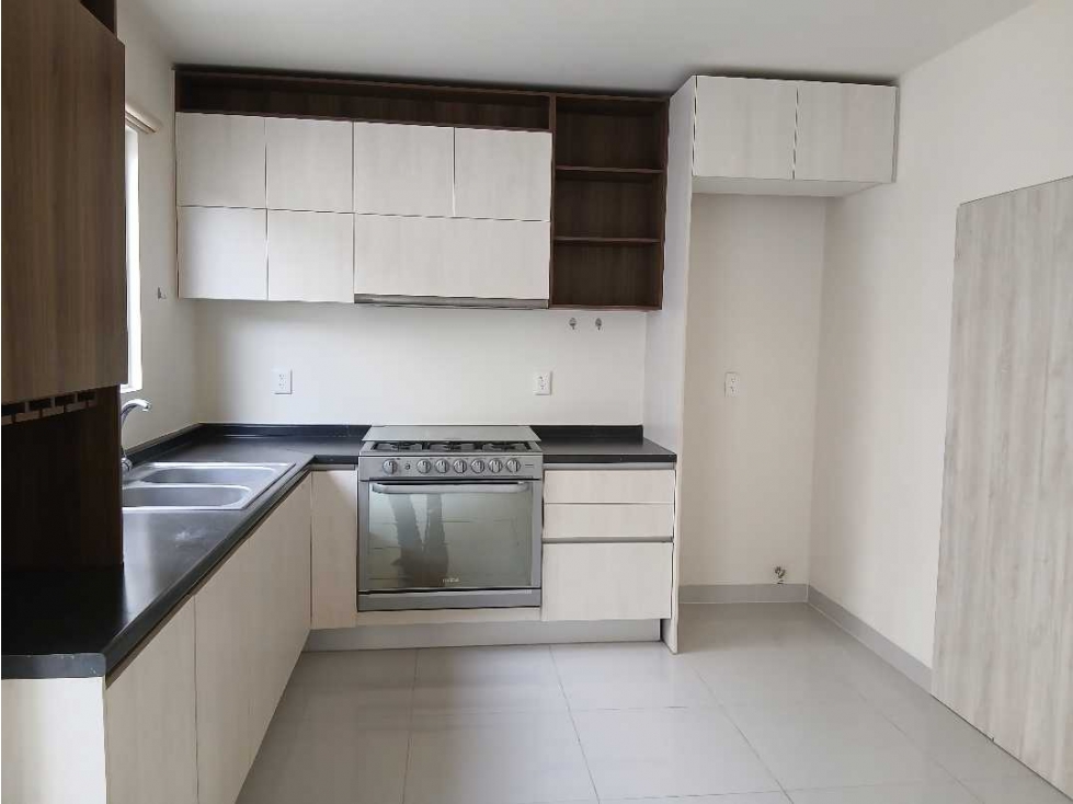 CASA EN VENTA LOMAS DE ANGELOPOLIS CLUSTER TESALIA 3 REC — foto 5