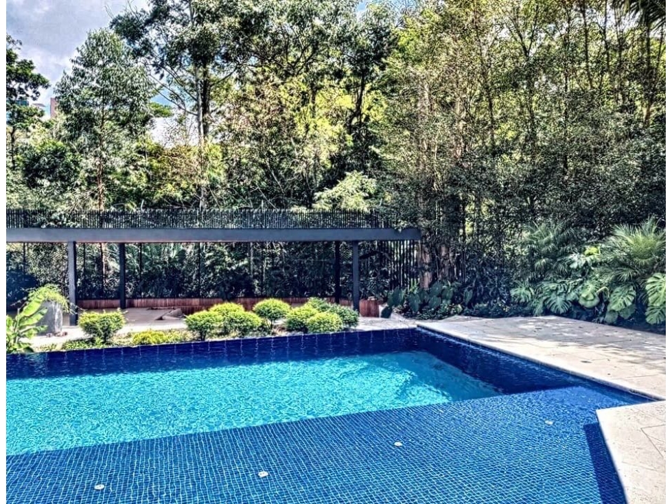 CASA EN VENTA. MEDELLIN. POBLADO — foto 2
