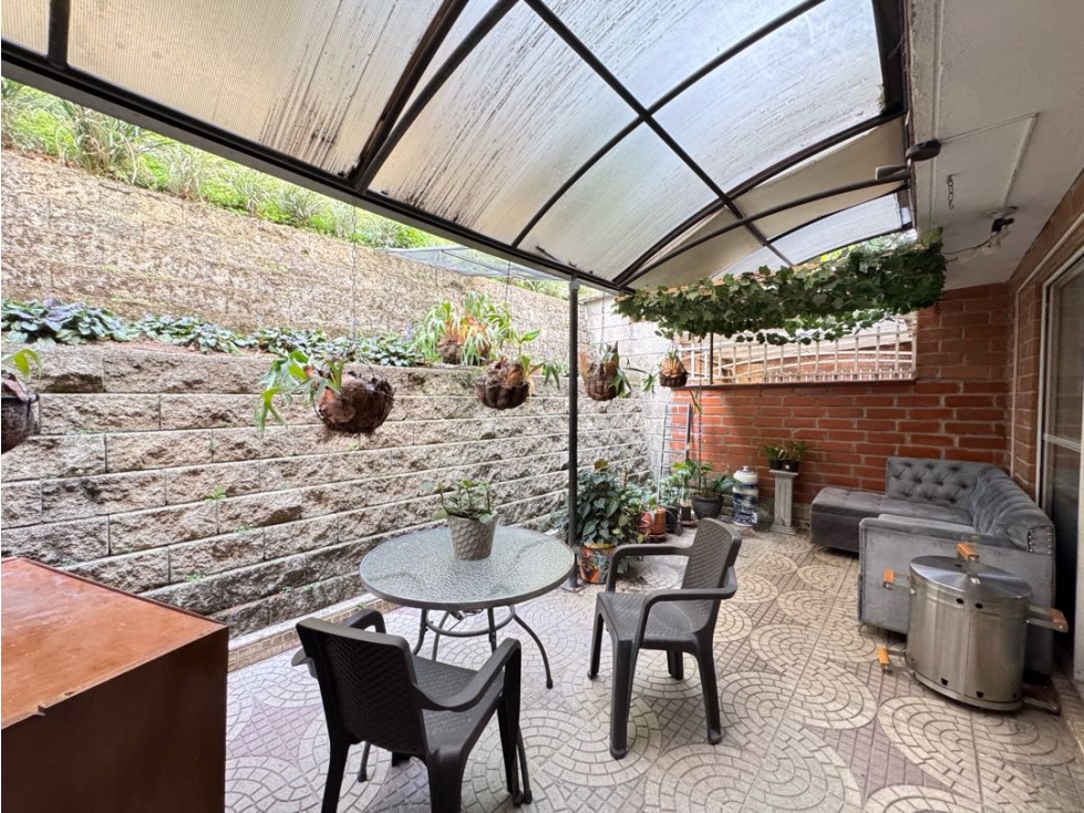 Casa en venta Medellín sector Castropol