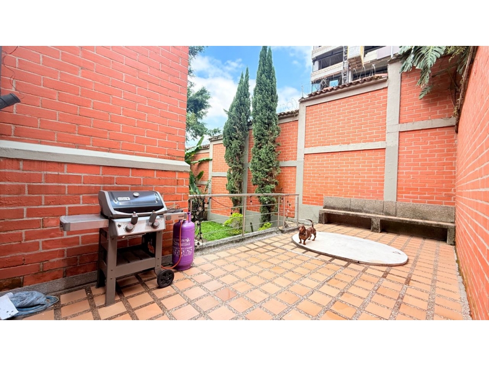 Bajo de Precio Casa en Venta, Medellín Sector San Lucas — foto 6