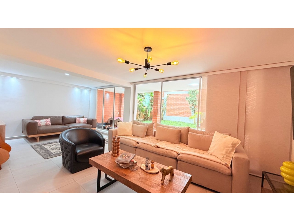 Bajo de Precio Casa en Venta, Medellín Sector San Lucas — foto 3