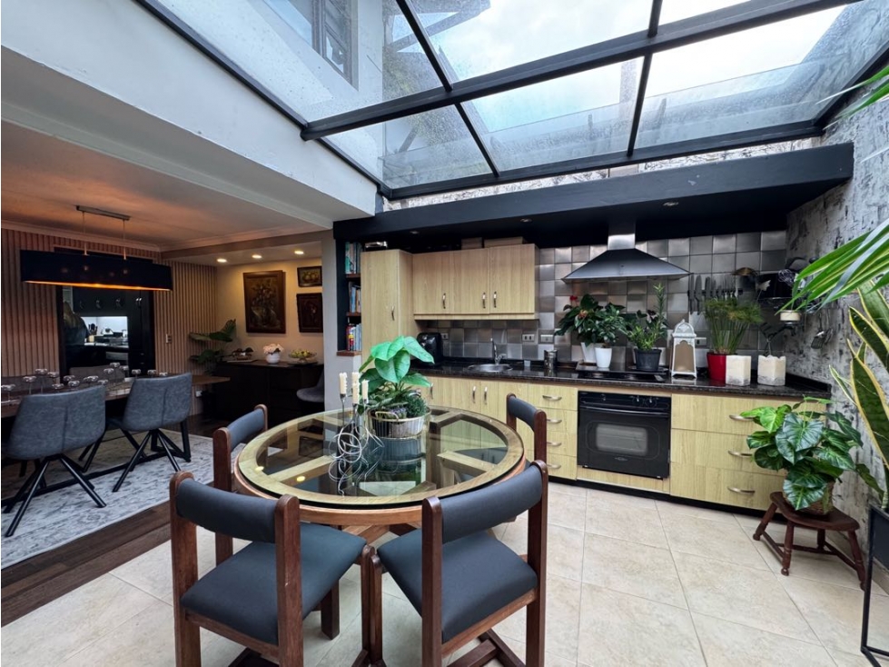 Casa en venta moderna en Envigado Sector Loma el Escobero parte baja — foto 3