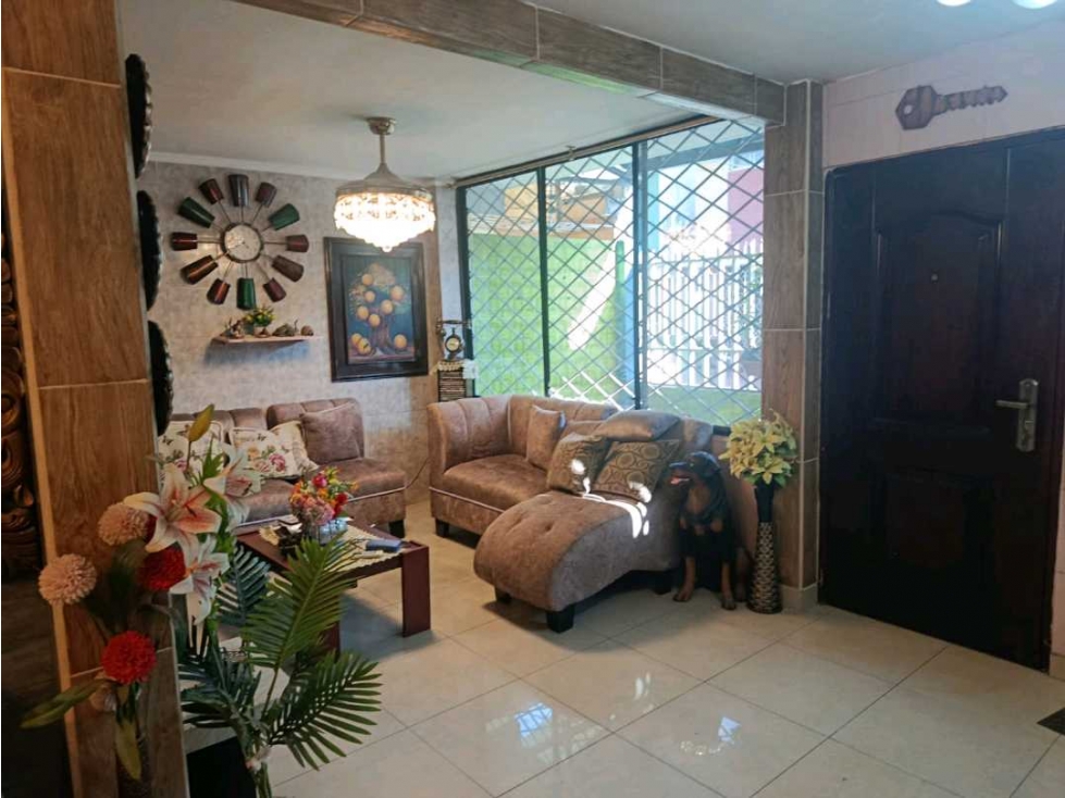 CASA EN VENTA MUCHO LOTE 2 / URBANIZACIÓN VICTORIA DEL RÍO — foto 4