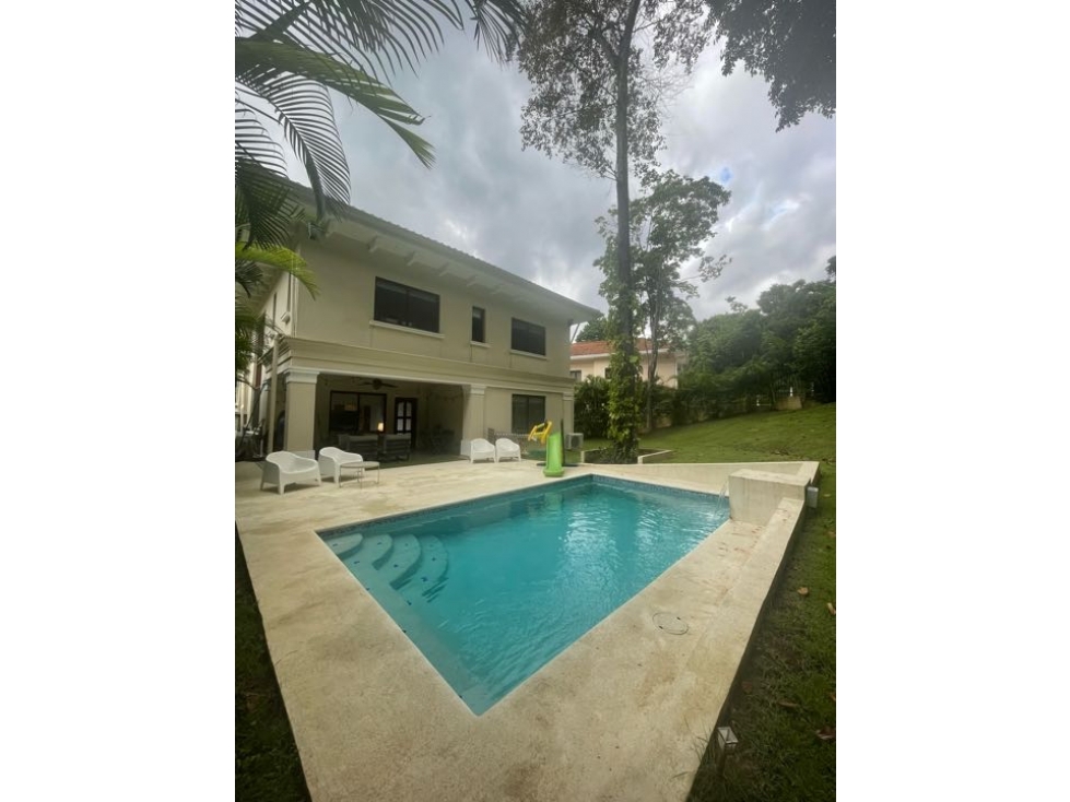 Venta de casa en Clayton - Sendero de camino de cruces — foto 4