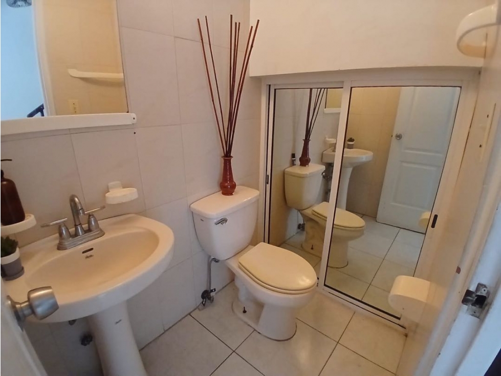 CASA EN VENTA O ALQUILER EN VILLA LUCRE — foto 6