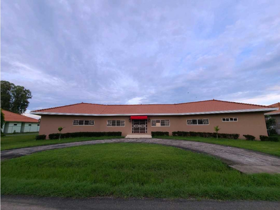 Casa en Venta - Los Santos Azuero - Panamá - 1