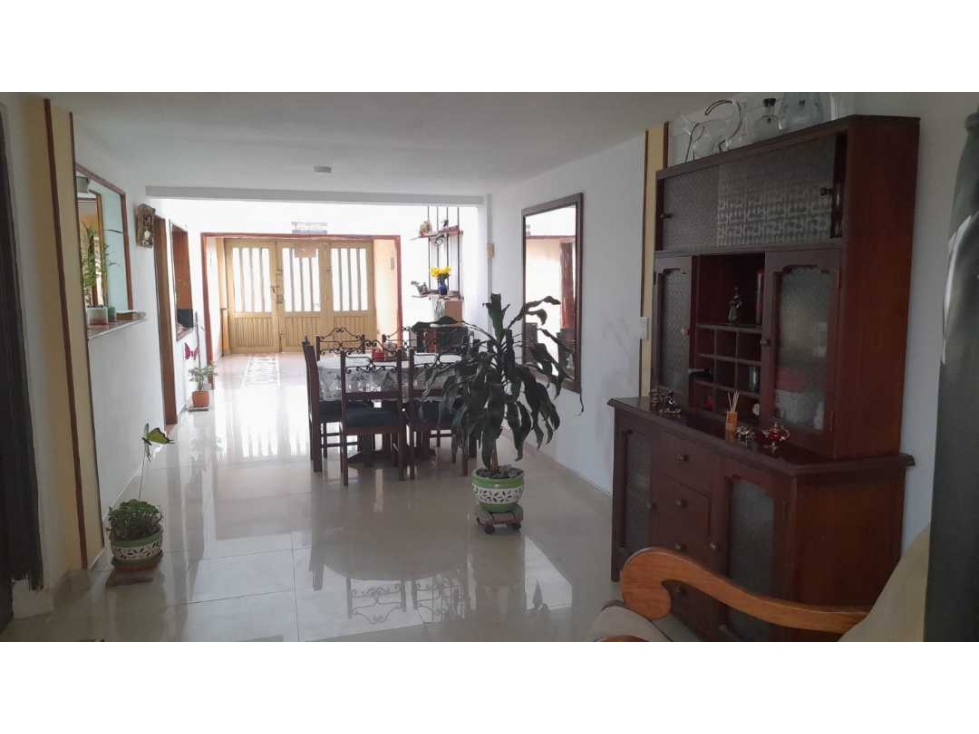 Casa en venta o permuta en Aquilino Villegas — foto 2