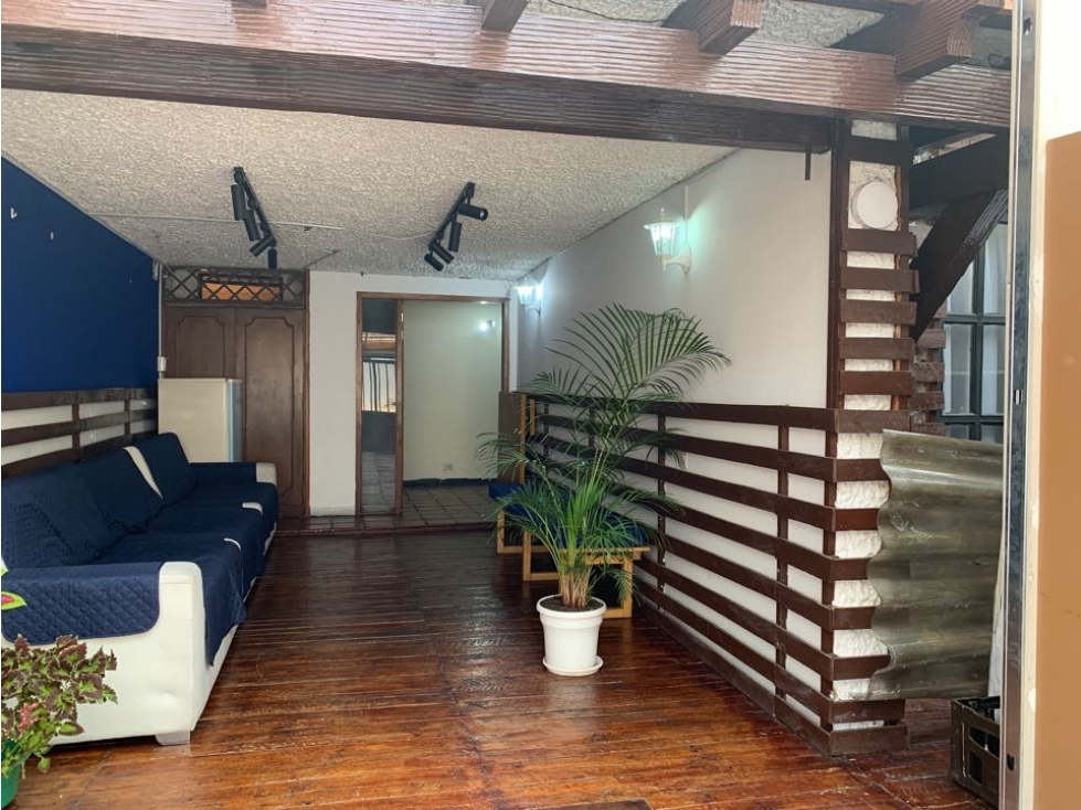 Casa en venta amoblada en floresta