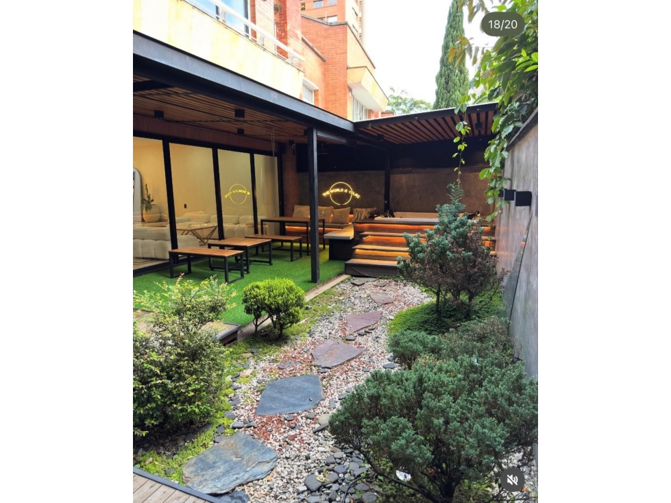 Casa en venta o Renta tradiocinal en el poblado a 5 minutos del teso