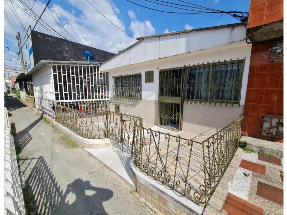 Casa en venta occidente de armenia/ Barrio villa Liliana