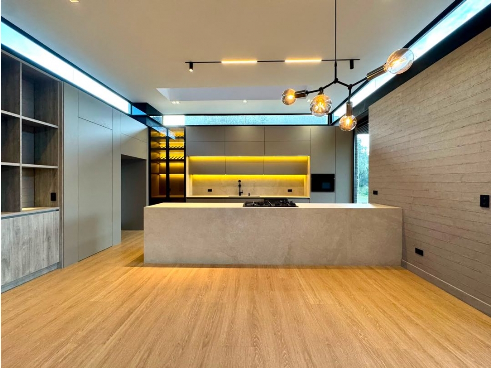Casa en venta para estrenar - Alto de las Palmas