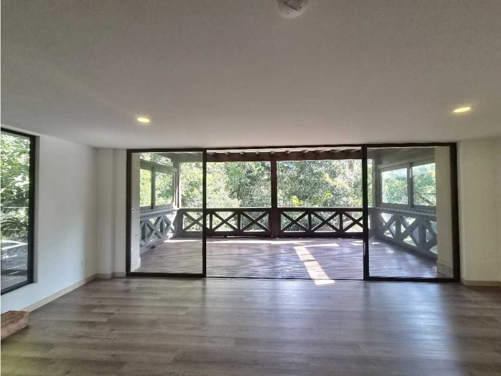 CASA PARA ESTRENAR UNIDAD CERRADA EN EL RETIRO — foto 4