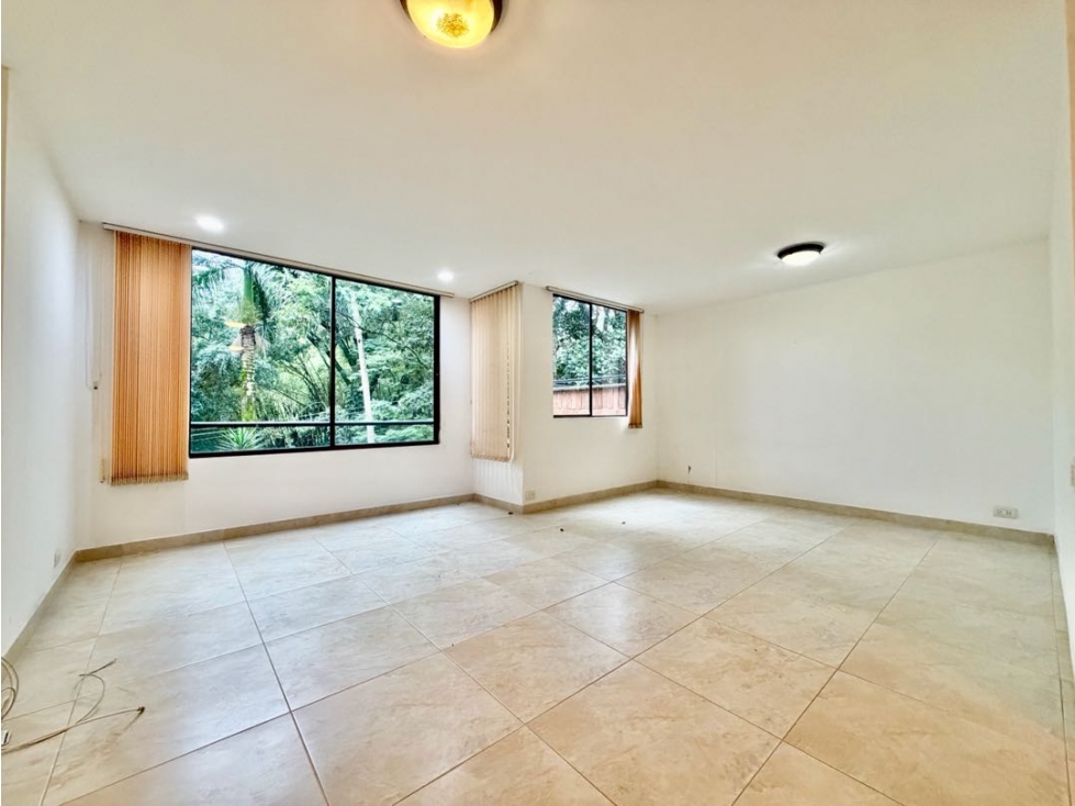 Casa en venta para remodelar en El Poblado sector Ces — foto 3