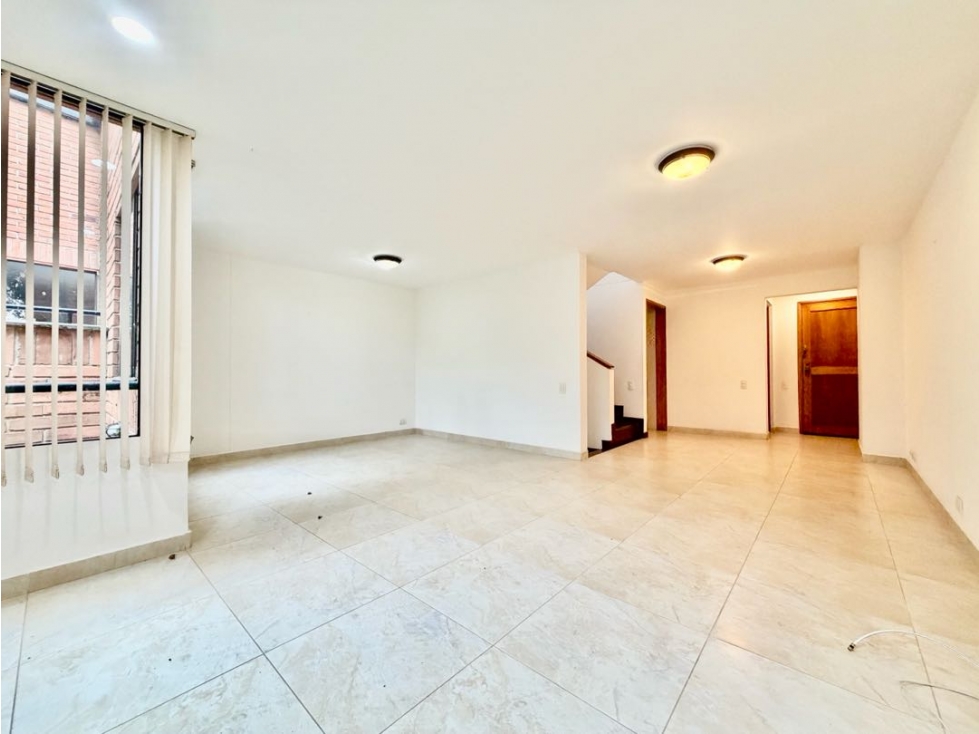 Casa en venta para remodelar en El Poblado sector Ces — foto 4