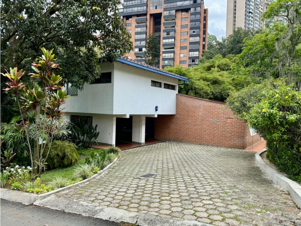Casa en venta - Parcelación Urbana - El Poblado — foto 2