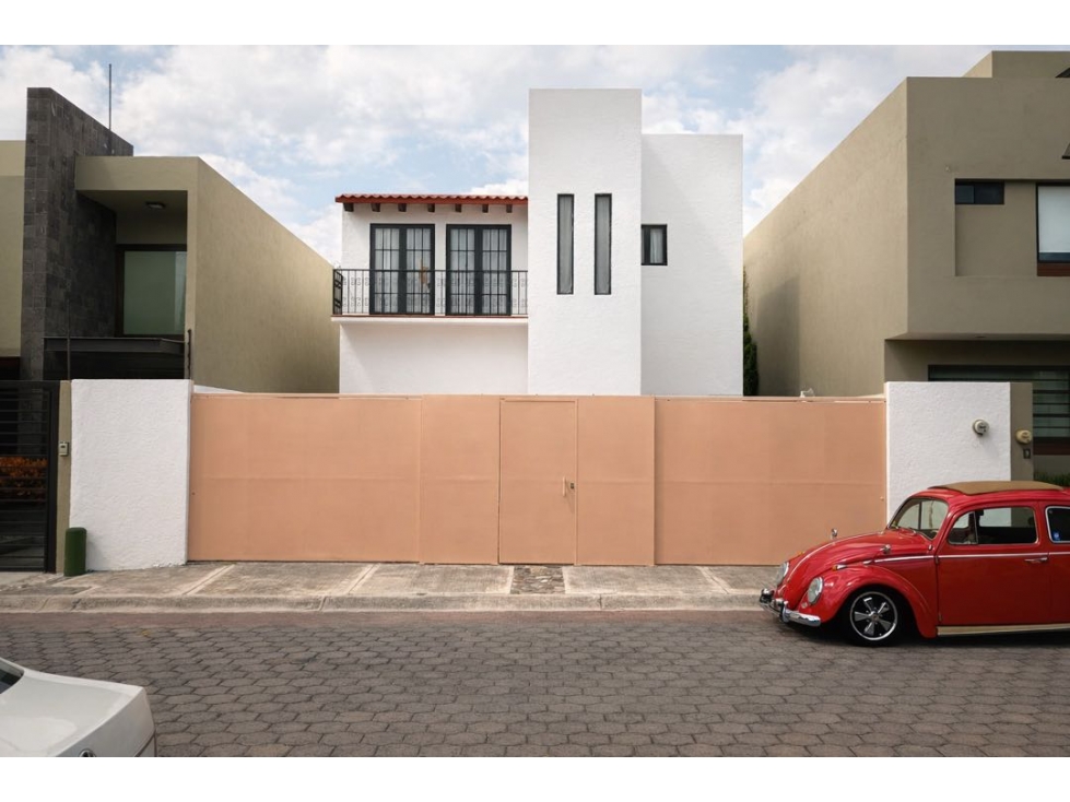 CASA EN VENTA PEDREGAL DE VISTA HERMOSA