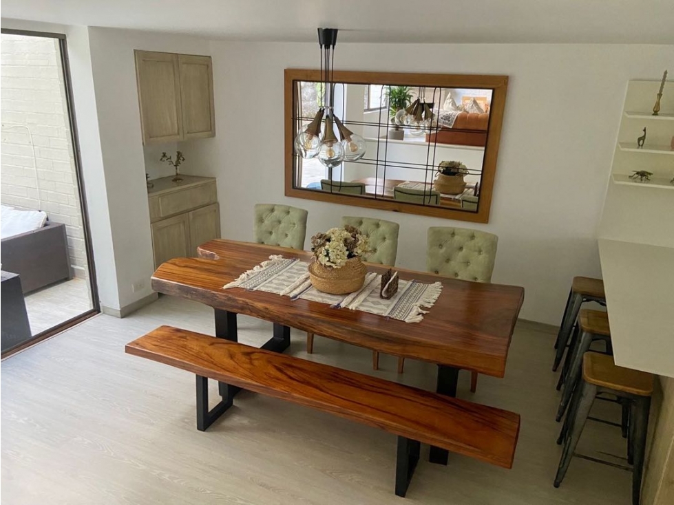 CASA EN VENTA. POBLADO. LOMA BALSOS — foto 2