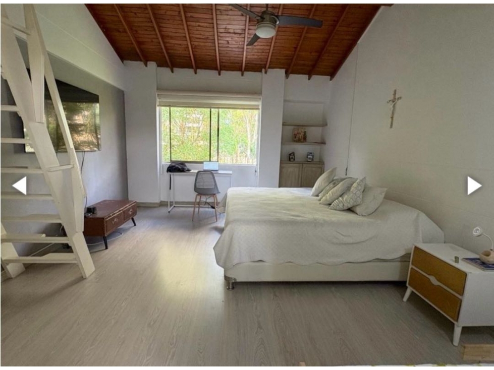 CASA EN VENTA. POBLADO. LOMA BALSOS — foto 6