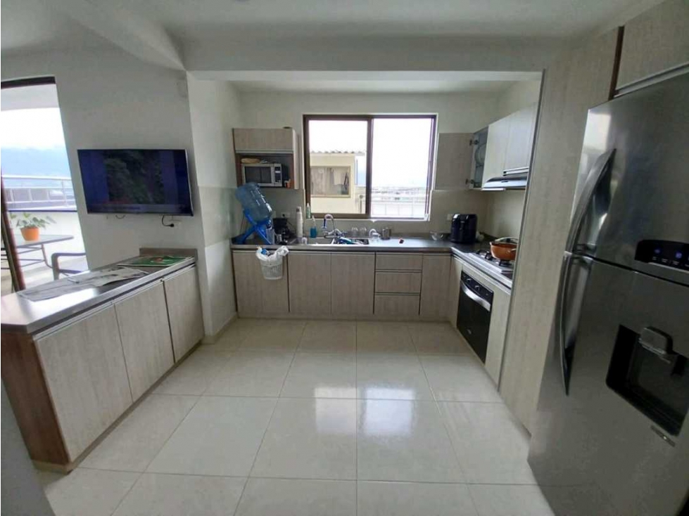 EN VENTA PROPIEDAD BIFAMILIAR INDEPENDIENTE EN LOS ALAMOS — foto 4