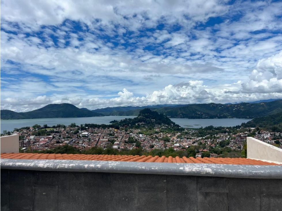 CASA EN VENTA PUEBLO DE VALLE BRAVO A