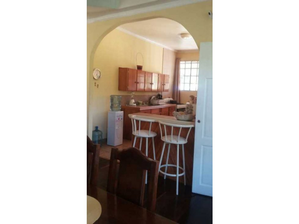 CASA EN VENTA PUERTO ARMUELLES 1700M2 A 500MTS DEL MAR - 5