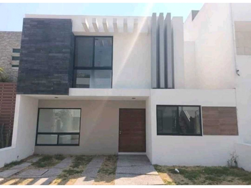 Casa en Venta Punta Esmeralda Corregidora El Pueblito Queretaro - 1