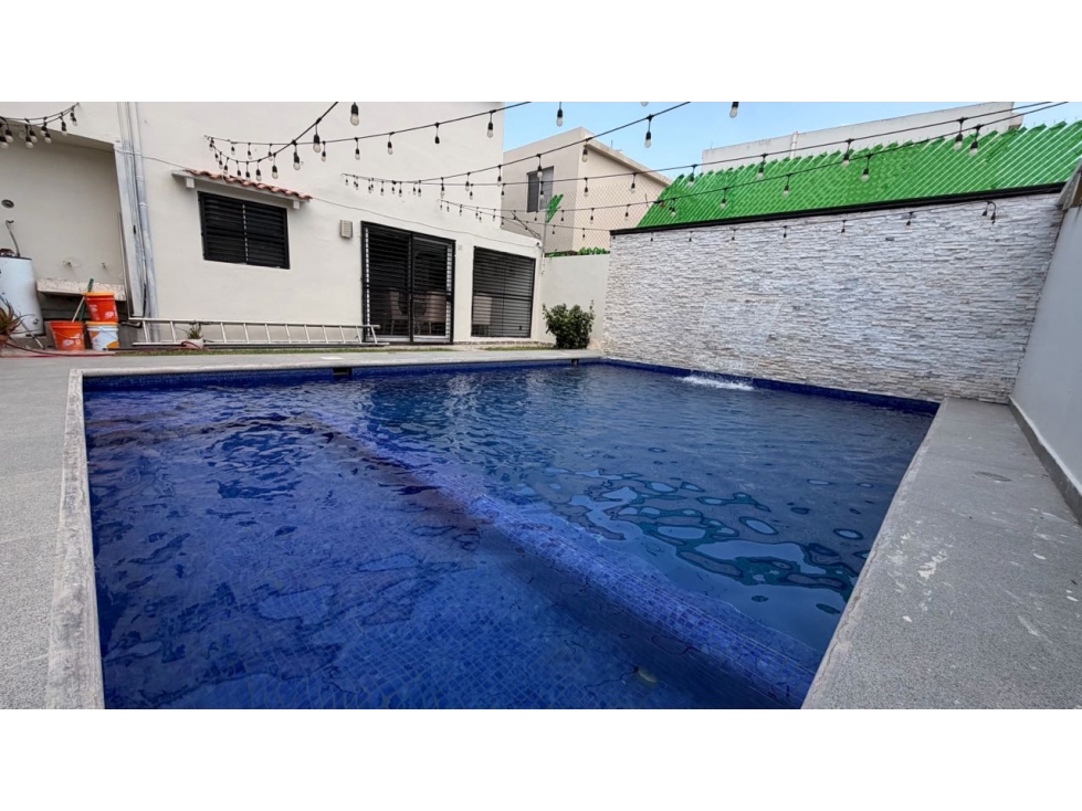 Casa Venta Alberca, Terreno Excedente, Frente Parque, Dominio Cumbre — foto 5